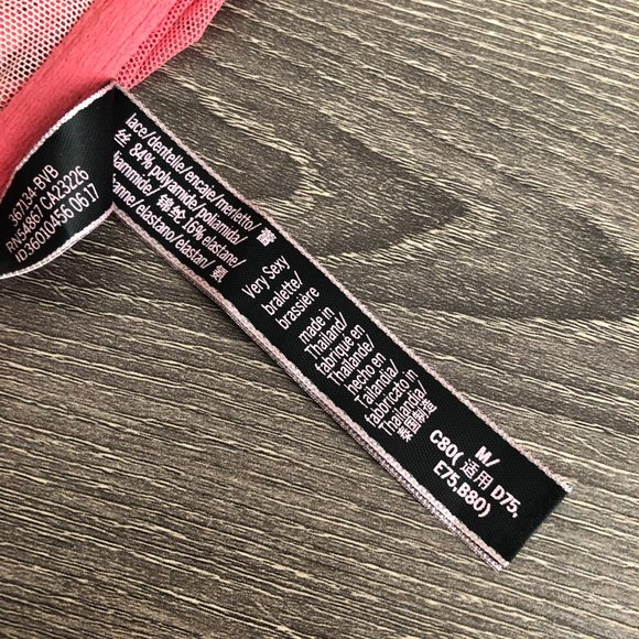 NWOT VS Very Sexy Bralette in Lacey Rose Size Medium - Picture 7 of 9